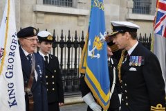 Second-Sea-Lord-Vice-Admiral-David-Steel-talks-to-a-standard-bearer-800x560-1