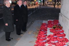 The-many-wreaths-are-finally-laid-at-the-Cenotaph-by-the-Falkland-Islands-Association.-800x615-1